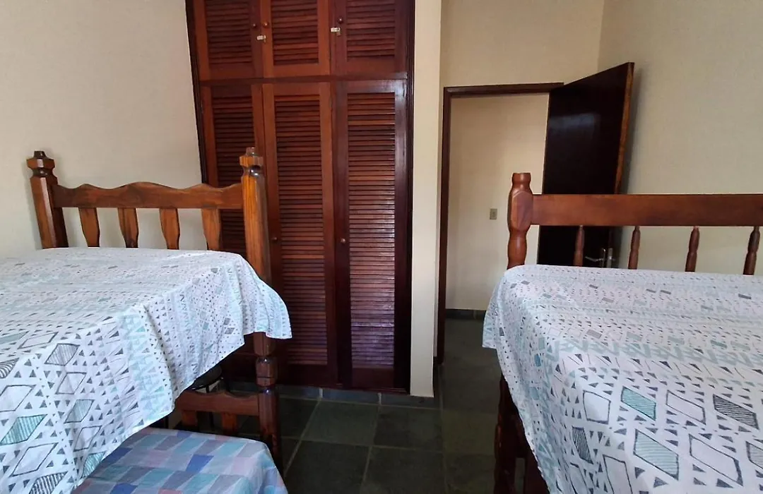 Apto Arejado em Ubatuba Próximo a Praia-1