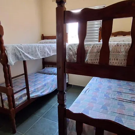 Apto Arejado em Ubatuba Próximo a Praia-2